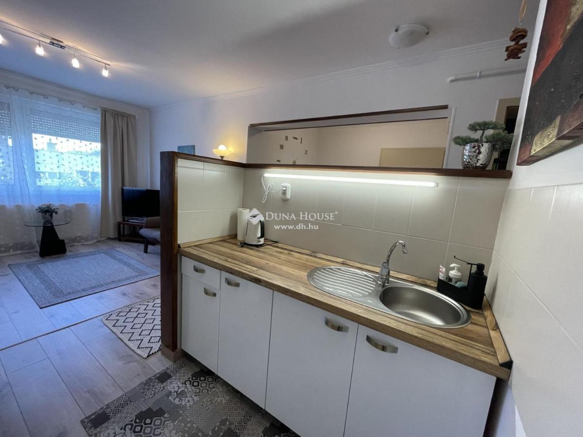 Ferienwohnung Ybs Apartman Zalaegerszeg Exterior foto